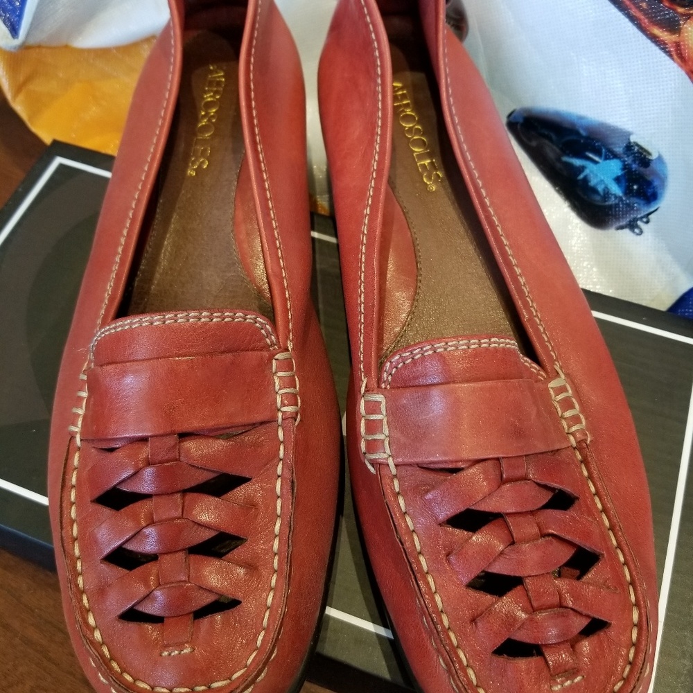 AEROSOLES RED LEATHER LOAFERS